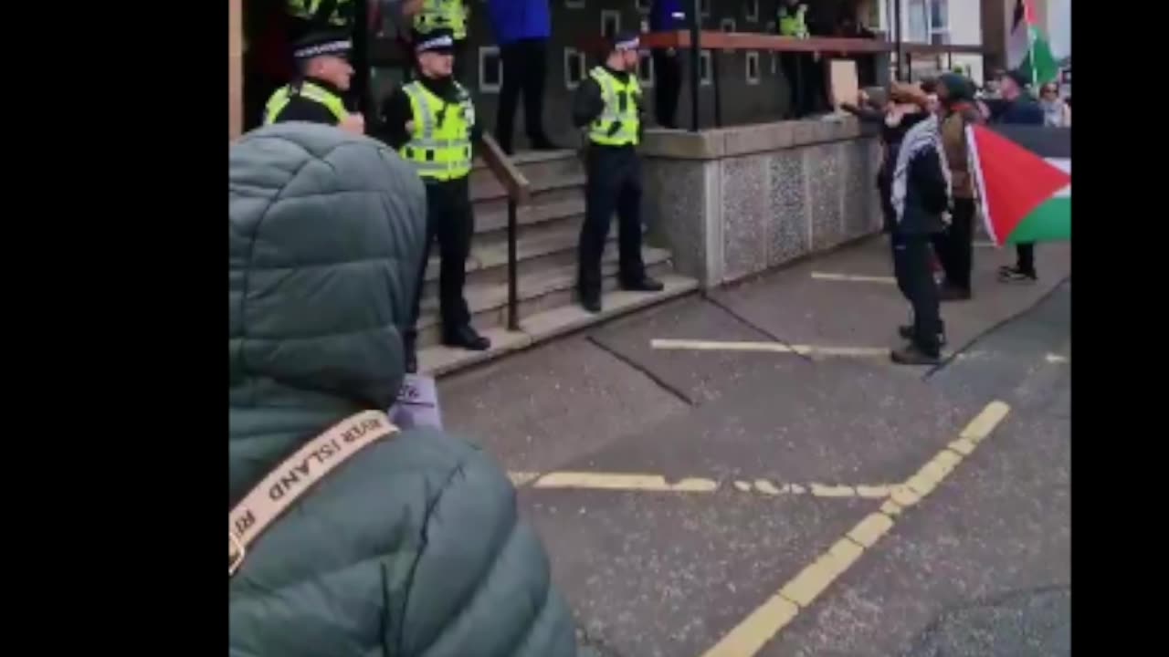 One Israeli bowls player needed protection from the mob in Aberdeen its not about Israel but Jews