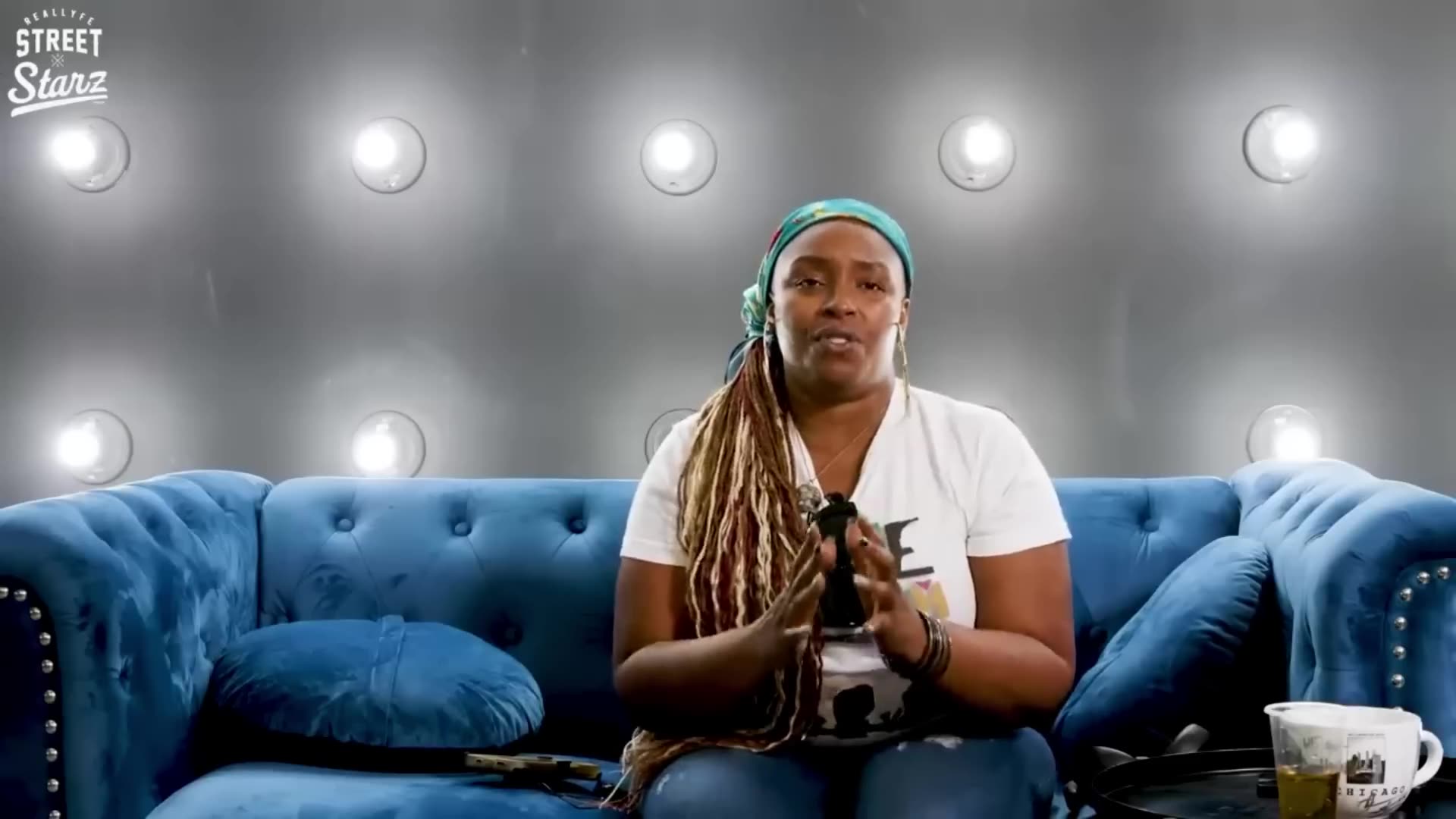 Jaguar Wright "we dont talk in code to Entertain ... Its dangerous out here"