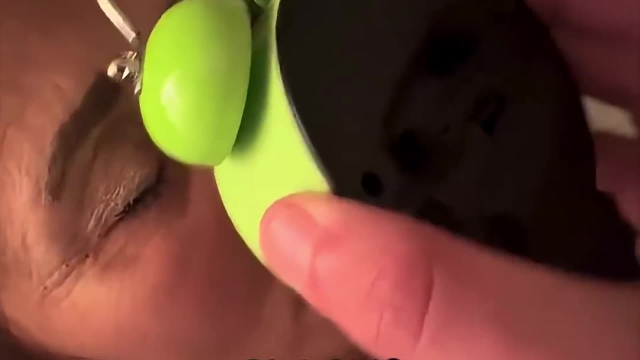 She Sleeps Through EVERYTHING