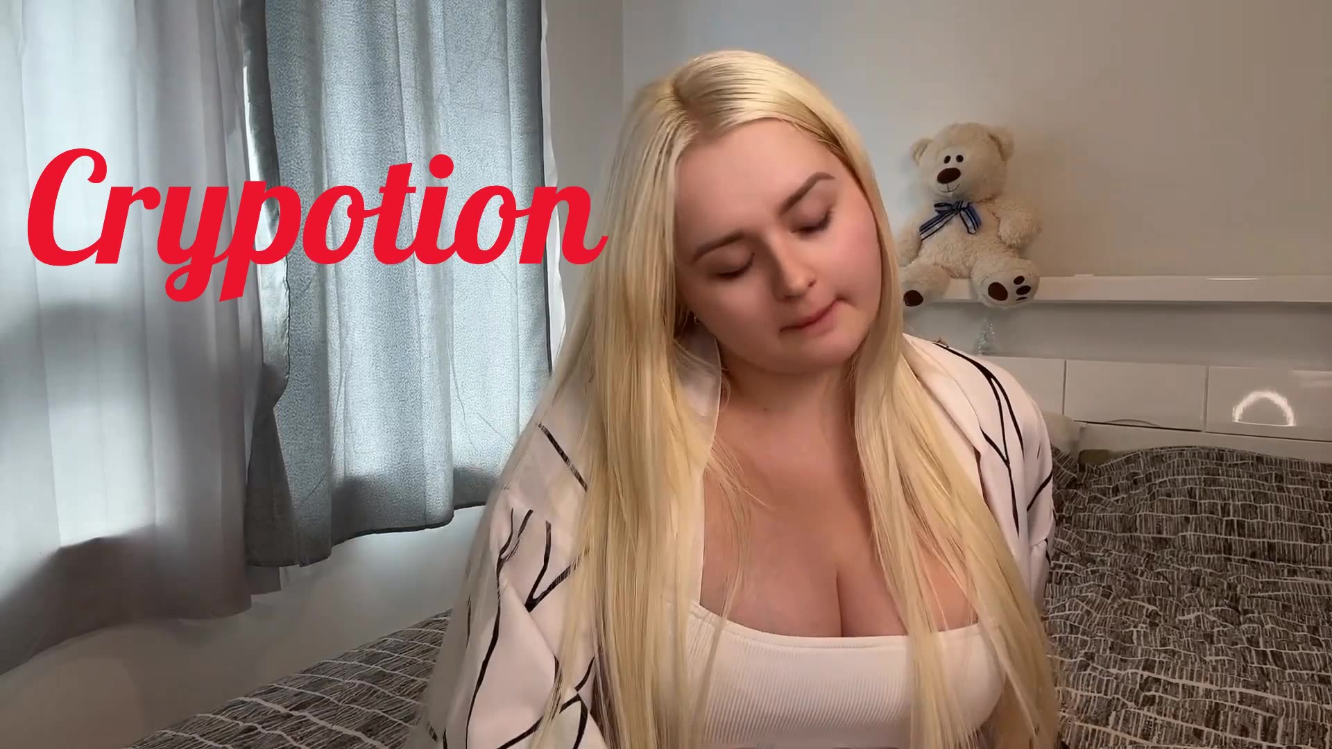 Sexy girl Crypotion B2xb