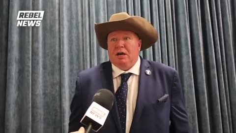 Is Alberta finally separating? Lawyer sparks 51st state talks through referendum