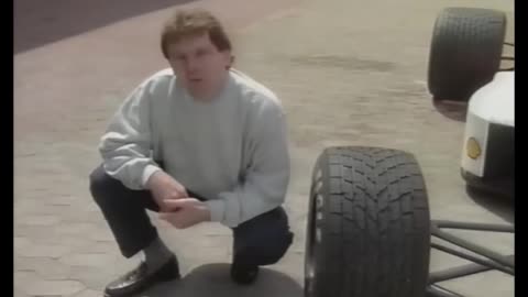 Senna’s 1990 F1 Tires EXPLAINED by Jonathan Palmer | Pure Engineering Insight