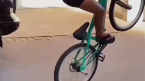 Brincou dançou