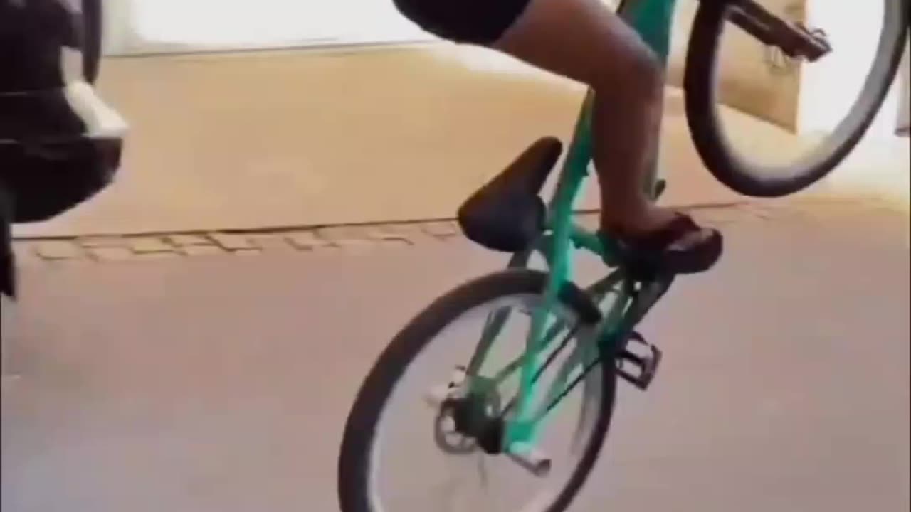 Brincou dançou