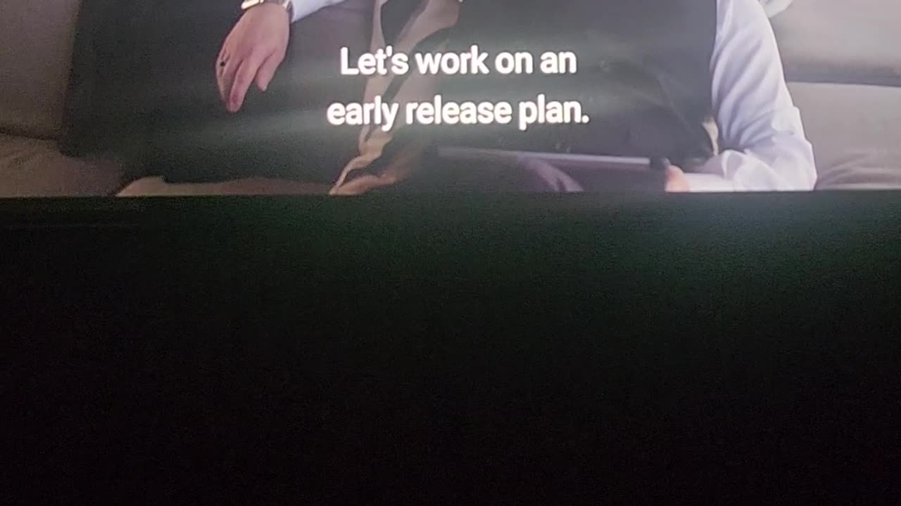 Mr. Robot: Elliot gets arrested, the Chinese Dark Army has foreign agents to help Elliot