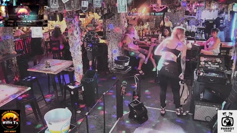 LIVE Music Everyday!