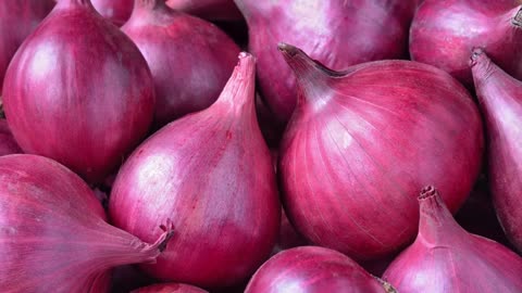 Eat Red Onions Everyday and Watch This Happen