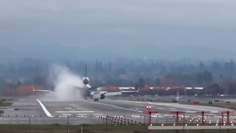 FedEx McDonnell Douglas MD-11 cargo experienced a tire explosion