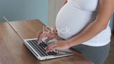 People Online can't spell Pregnant!?