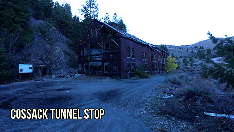 Exploring a Spooky Abandoned Building in Idaho!