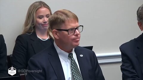 Watch the moment Biden's WH doctor, Kevin O'Connor, announced he was pleading the 5th to ALL
