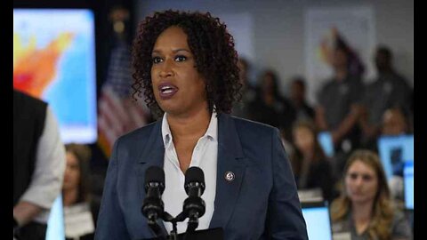 New Spotlight on Liberal Mayor Hit With Ethics Charges