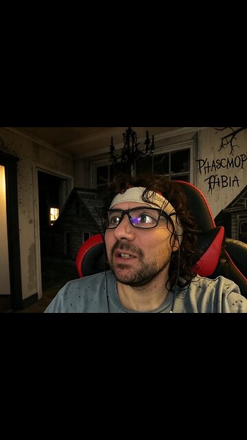 Always hide behind Hollow when the mannequins are coming after you