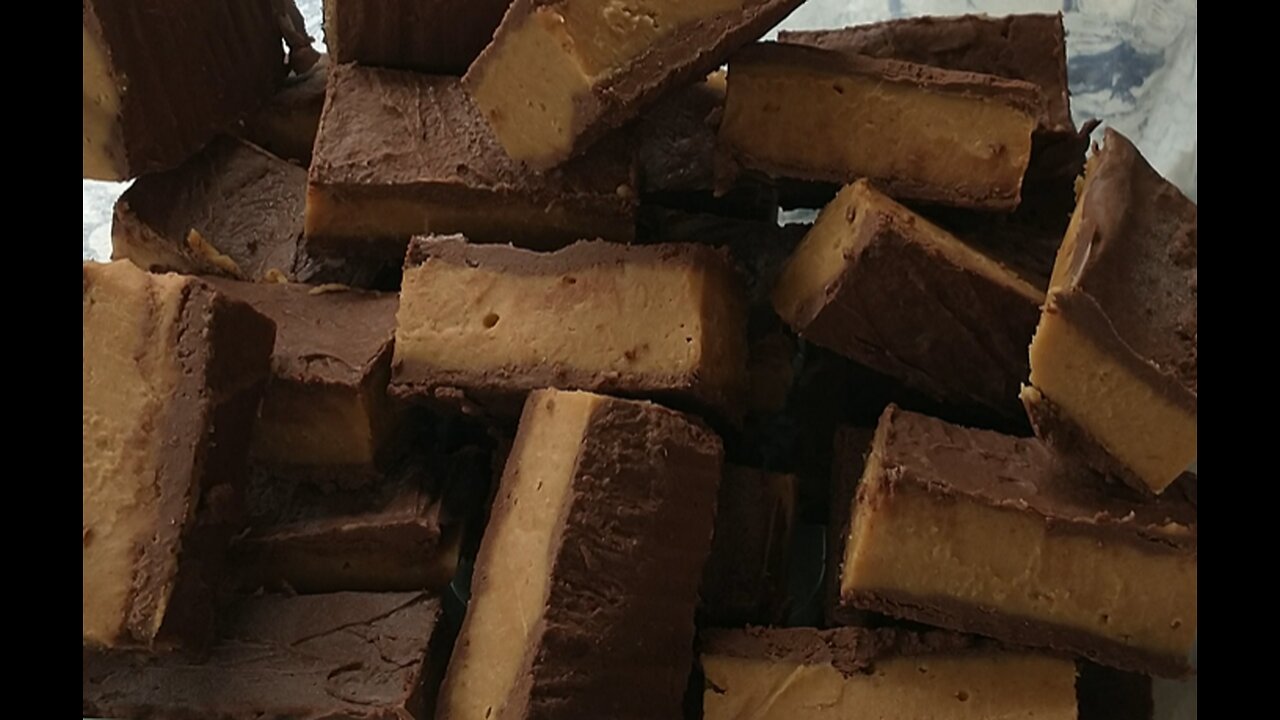 KETO PEANUT BUTTER BARS