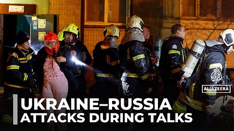 Russia and Ukraine swap strikes as peace plan talks persist