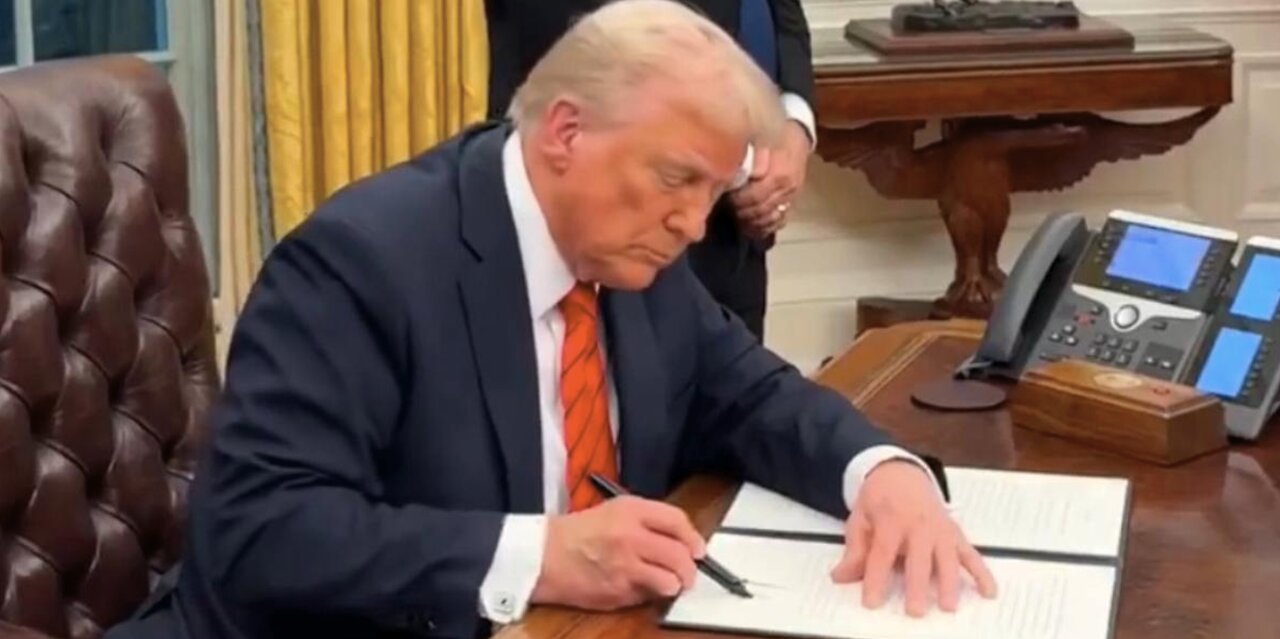 LIVE: Trump Signs EO To Make Antifa Terrorists, Autism Announcement Related To Tylenol & Vaccines