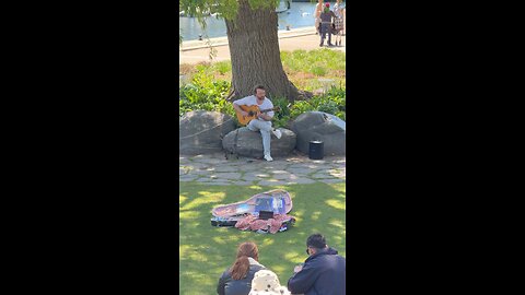 Toronto Music Garden and street Performer