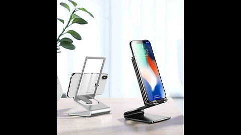 Display Your Phone with a Touch of Sparkle with Solid Glass Gadget Holder