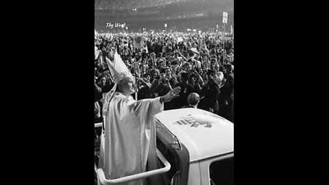 REAL PRESENCE: TRAINED DOG DETECTS LIFE IN FRONT OF A TABERNACLE: KYRIE ELEISON 🙏 🙏 🙏 💖 💖 💖