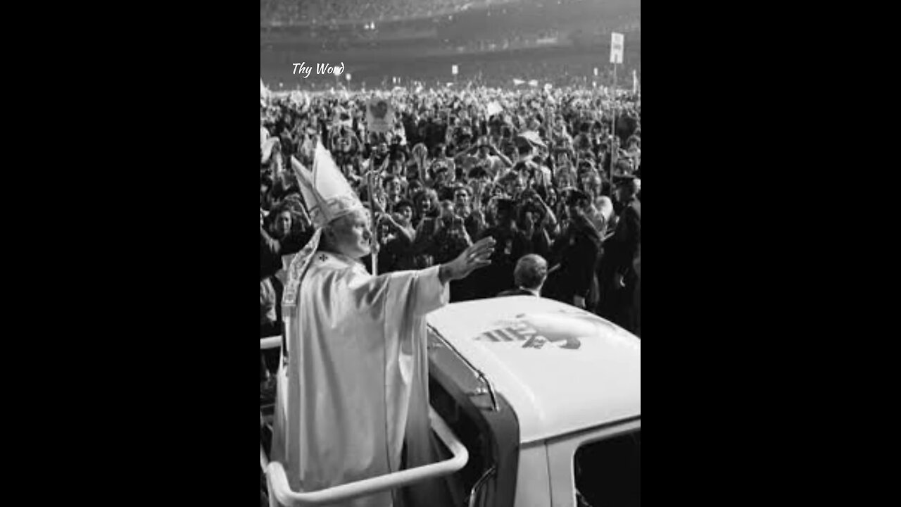 REAL PRESENCE: TRAINED DOG DETECTS LIFE IN FRONT OF A TABERNACLE: KYRIE ELEISON 🙏 🙏 🙏 💖 💖 💖