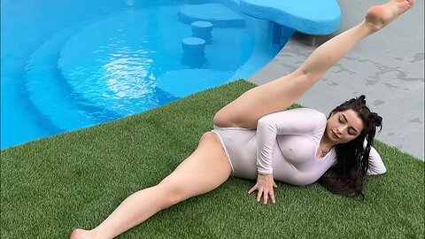 Swimming gymnastics with Amelia - Part 2