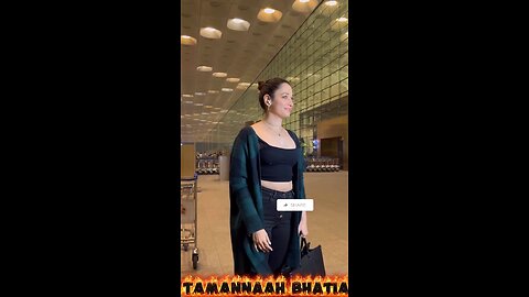 Bollywood Actress Tamannaah Bhatia Spotted at Airport 🔥