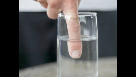 8-second Warm Water Trick Turns ON A Hidden “Gut Restoration Switch” And Releases Bowels