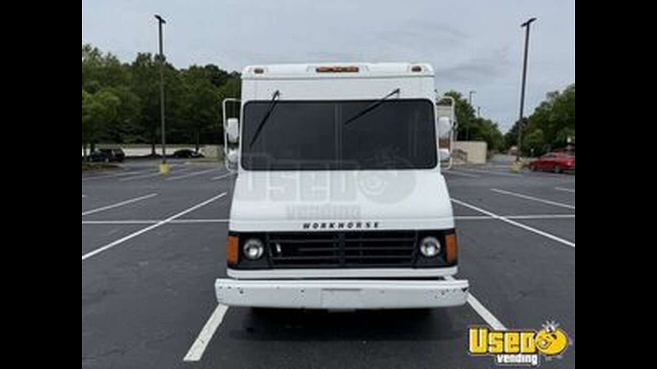 2002 Workhorse P42 Soft Serve Ice Cream Truck | Mobile Vending Unit for Sale in Georgia!
