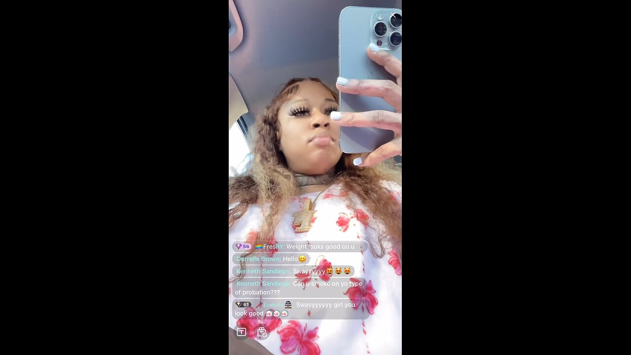 ONE OF THE FAMOUS TWINS LIVE ON BIGO