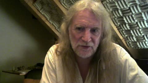 Mystery Show "around the fireplace"