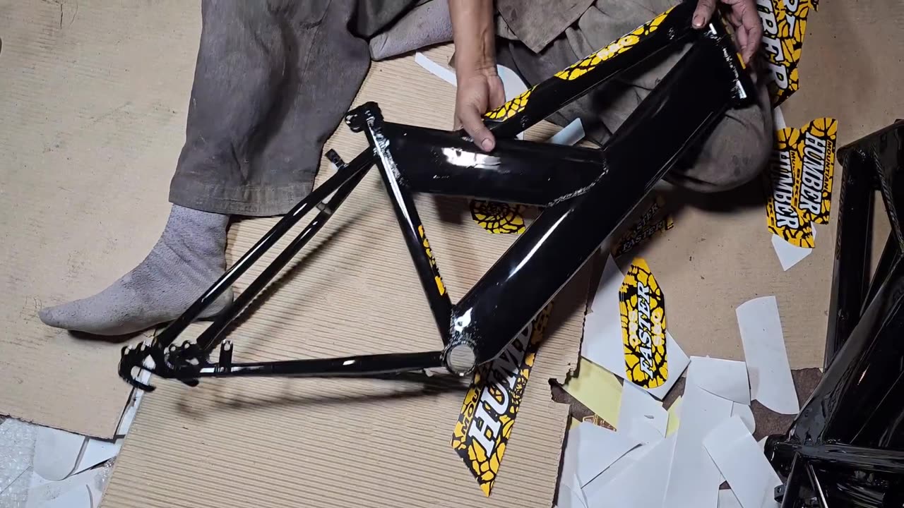 How-Hunter-Mountain-Bikes-Are-Built-Full_Media