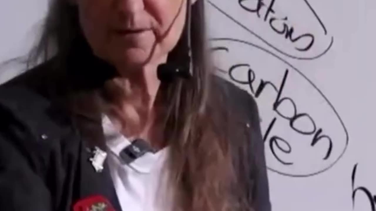 Barbara O’Neill-Hot Foot Bath Hack for Sinus Relief & Headaches