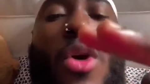 “The French work for me, they are my slaves. I receive €600 from RSA, €300 from local mission,