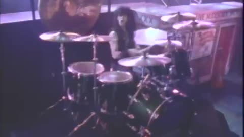 la guns rip and tear