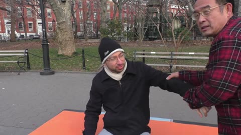 Luodong Briefly Massages White Man With Lung Trouble
