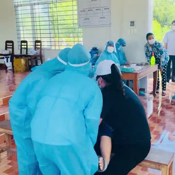 Przymus szczepień się zaczyna i testy na covida 19 jak tu na filmie