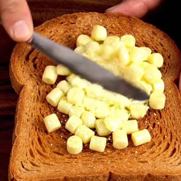 Spreading Different Bananas Onto Toast #asmrvideo #asmr #fyp #viral #shorts #ai