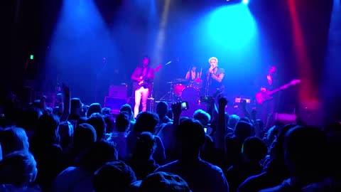 Palaye royale ( live)