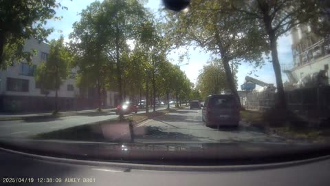 Fahrt durch Brüssel - Teil 2 - 19.04.2025