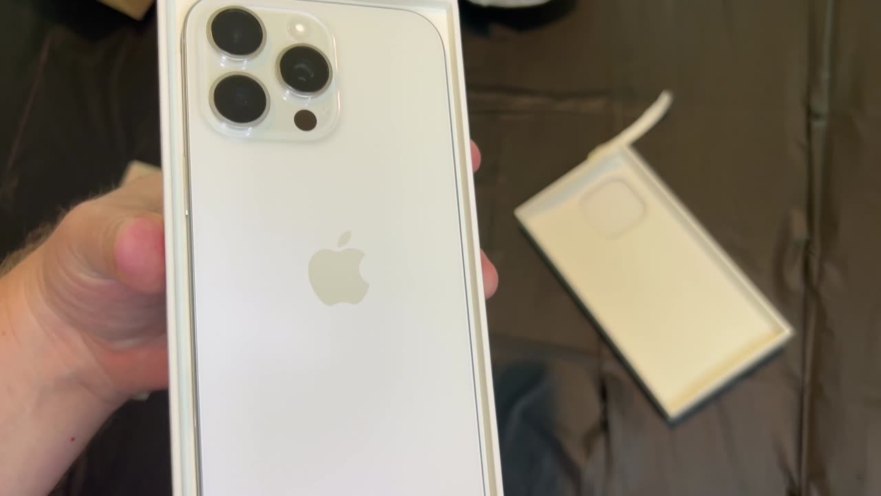 iPhone 16 Pro Max Unboxing Video with Screen Protector