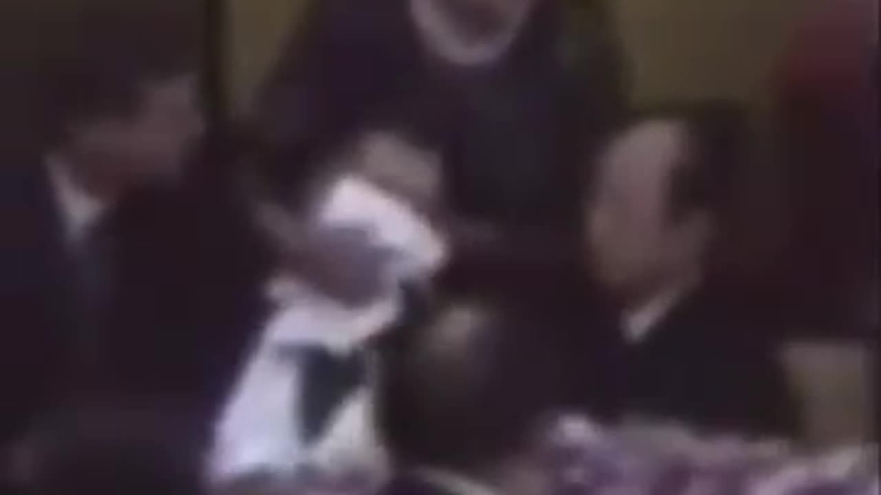 WHEN BUSH SR. PASSED OUT