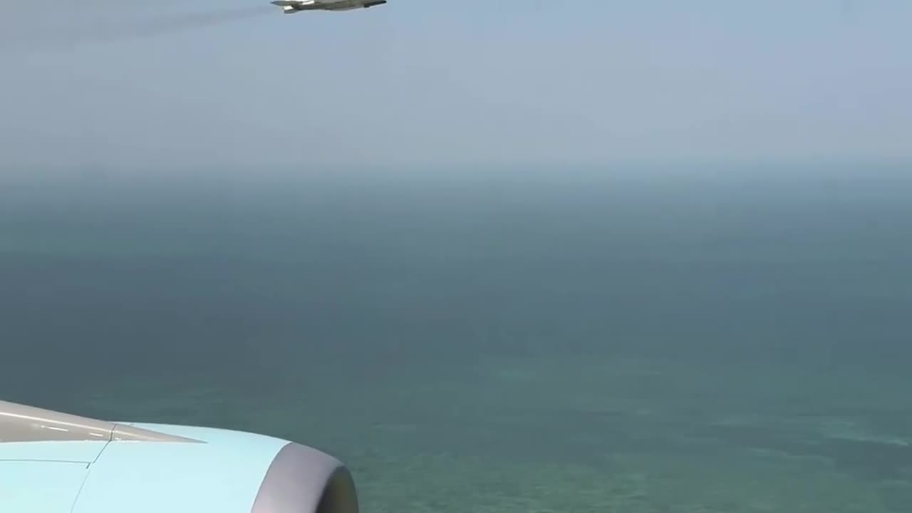 Qatar's fighter jets welcome AF1.