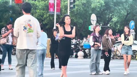 Is This Really Everyday Life in China?!?