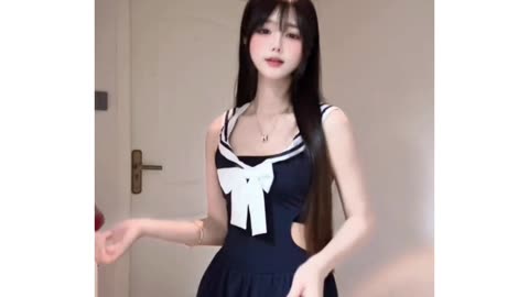 Kaise lag rhi hu 🤭😻