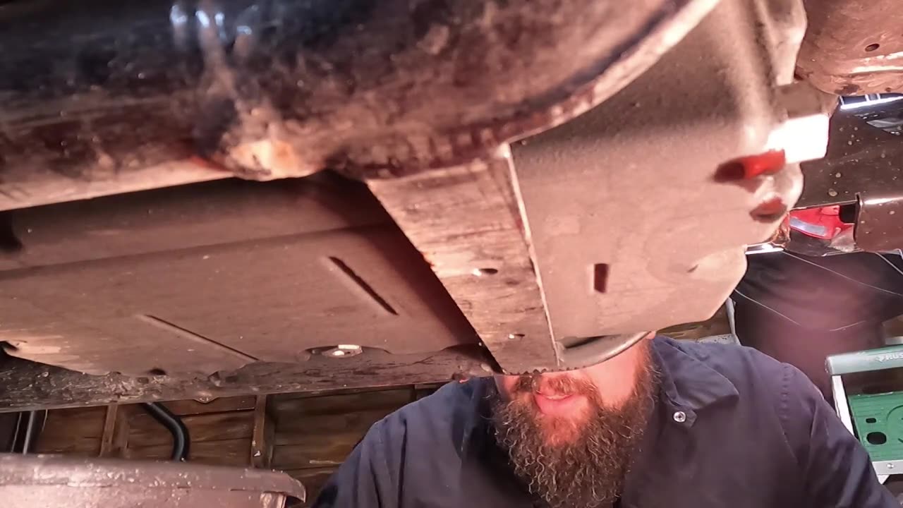 Three Hole Oil Change on a M8 Softail, Lowrider ST