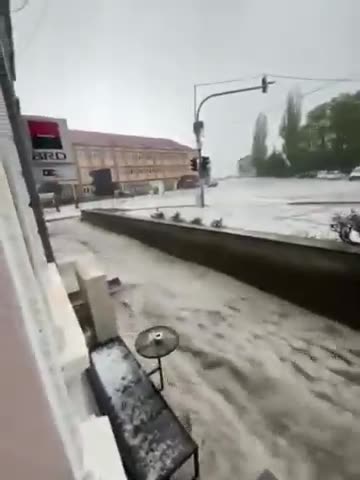 Flooding combined with heavy hails fall in Râșnov of Brașov County, Romania 🇷🇴
