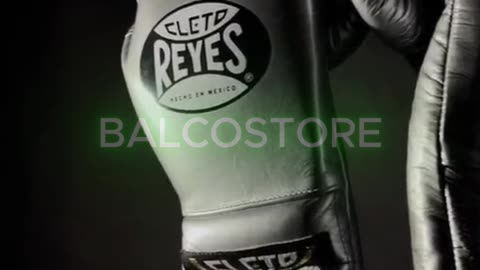 🥊 Get Your Customized Boxing Gloves at @balcostore!
