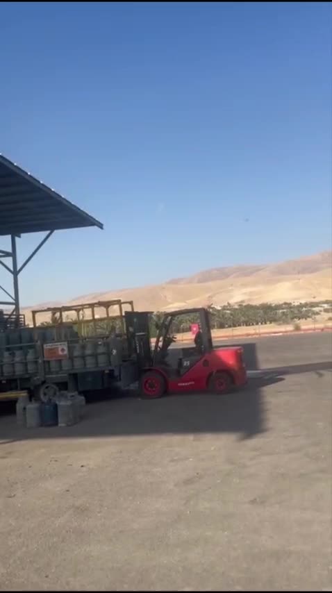 מי באמת יורה עלינו