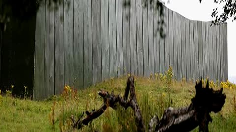 Oasis Fans Fume as Fence Put up at Heaton Park to