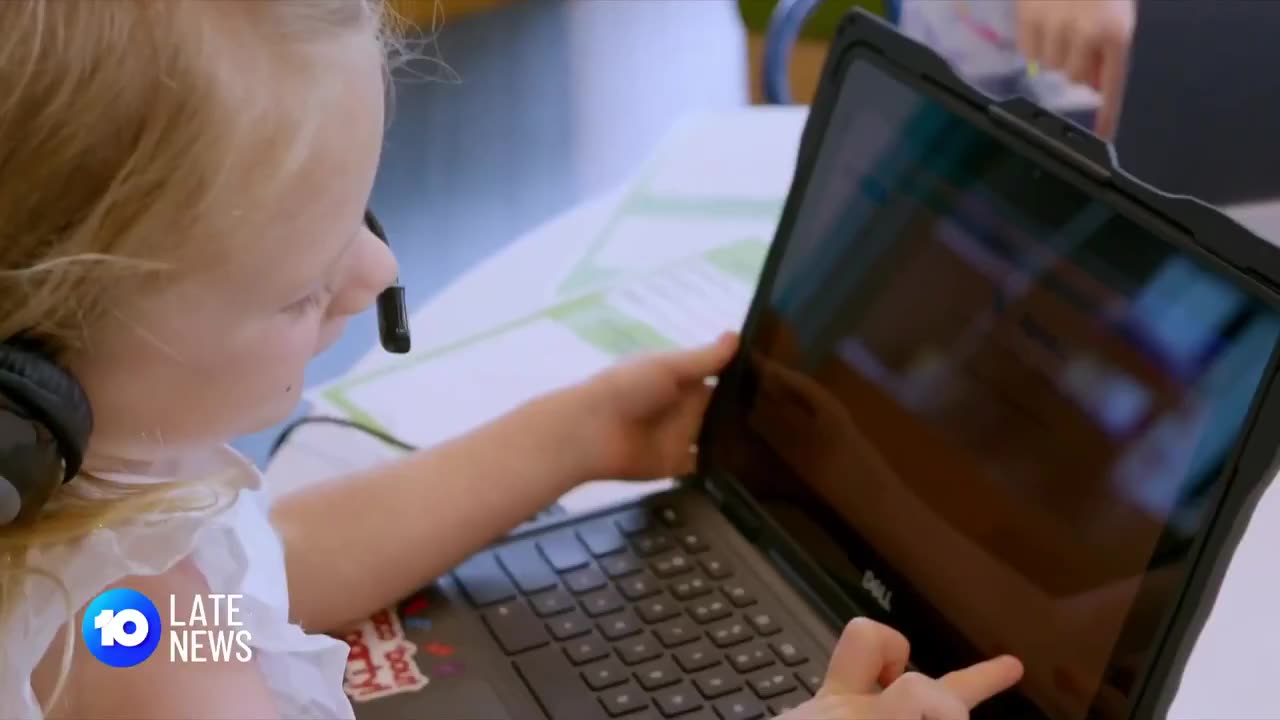 Texas School Replaces Teachers With AI—Students Now Scoring in Top 1% Nationwide